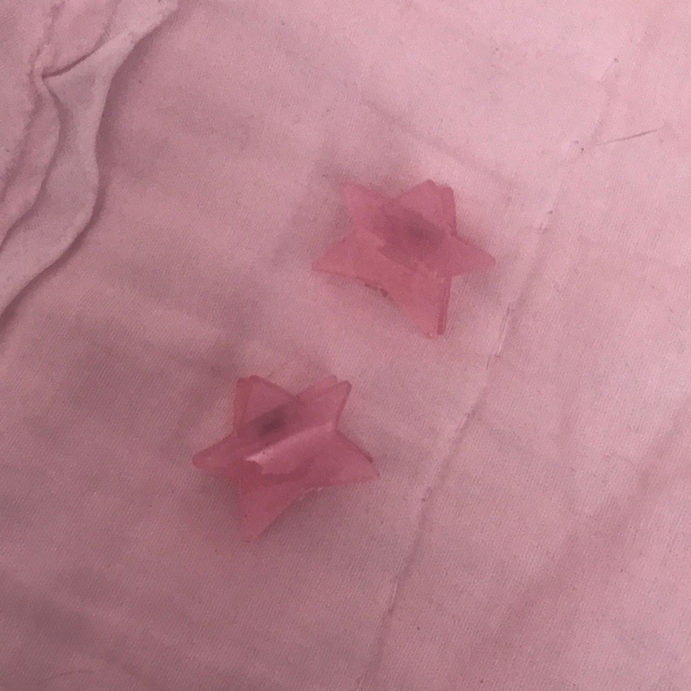 star hair clips <3